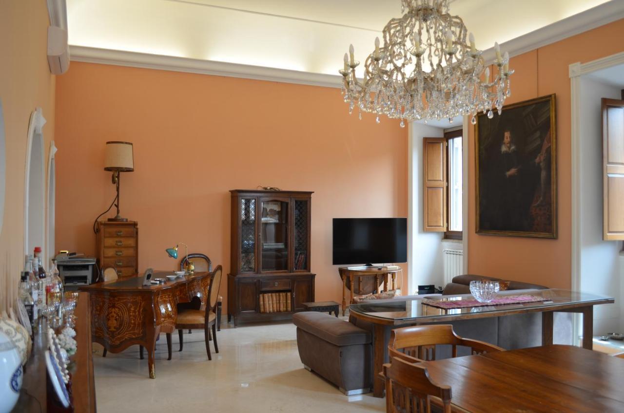 Appartamento Elegante Nel Centro Di *